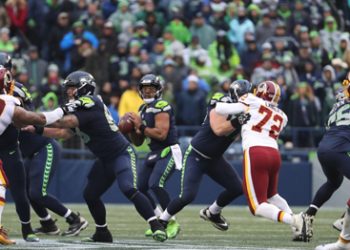 Seahawks survive late push by the Redskins