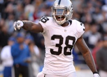 Raiders reward T.J. Carrie with contract extension